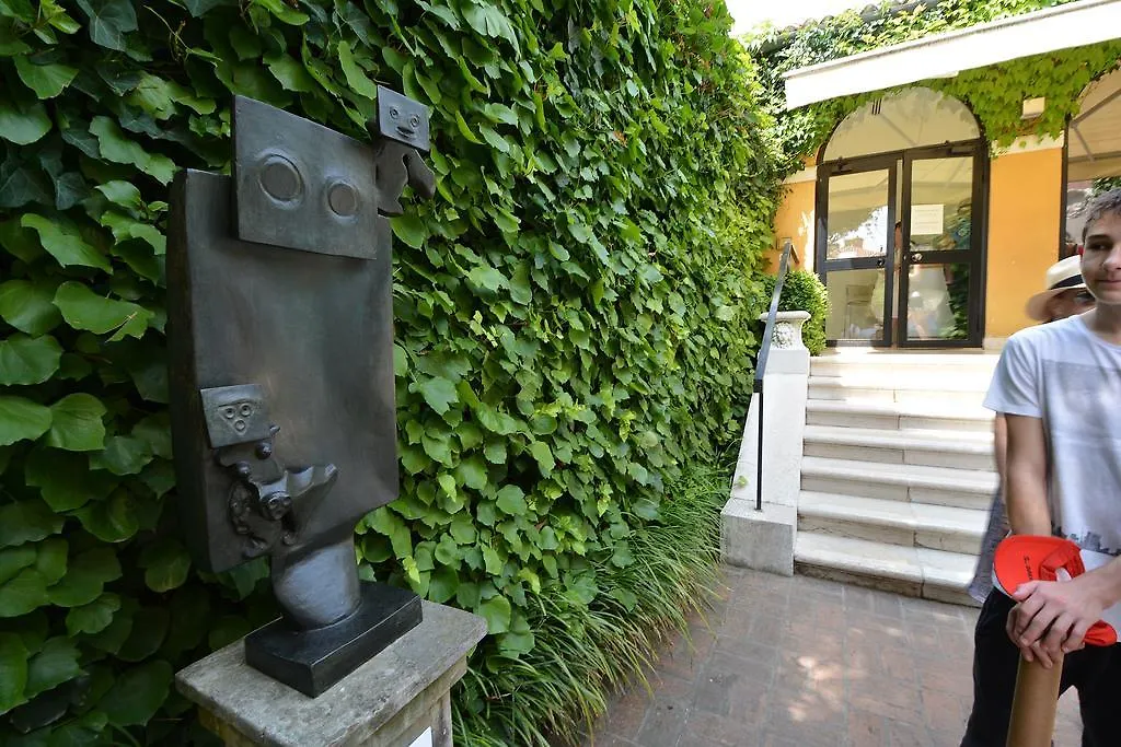 Peggy-Guggenheim Apartment Venice