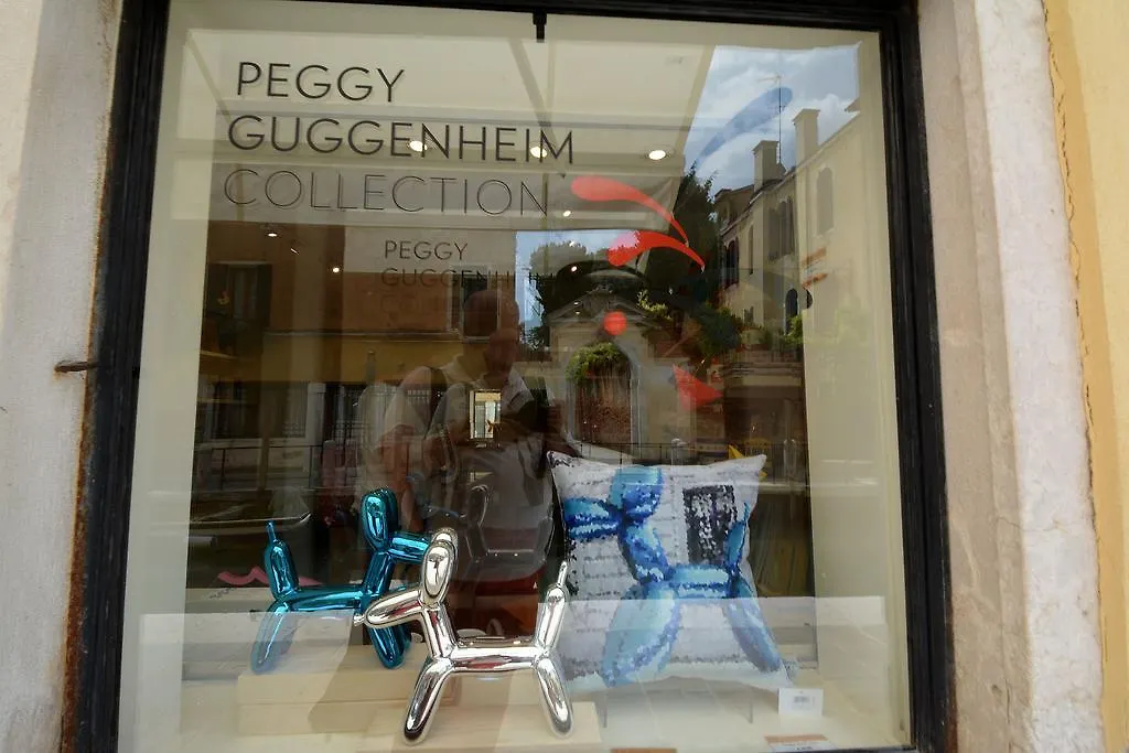 Peggy-Guggenheim Apartment Venice Italy
