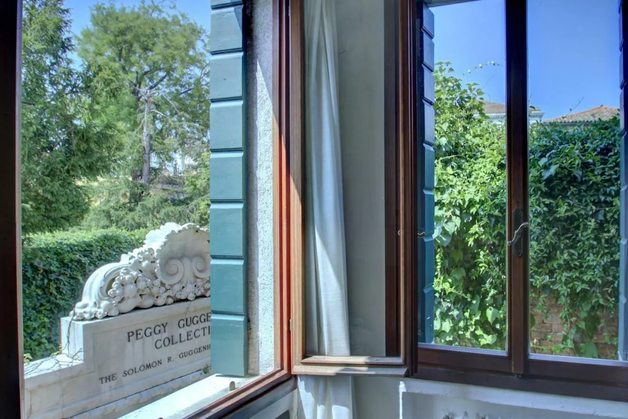 Peggy-Guggenheim Apartment Venice